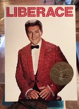 LIBERACE SHOW PROGRAM C1966 MR SHOWMANSHIP  9x12”  W/GLOSSY PHOTO VG COND AS-IS