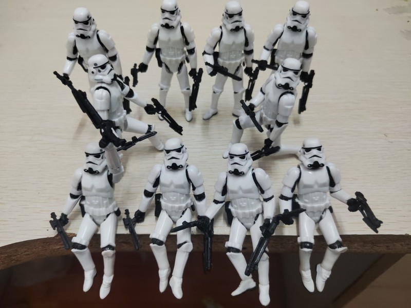 10pcs 3.75" Star Wars  White Stormtroopers Action Figure + 20 Blasters