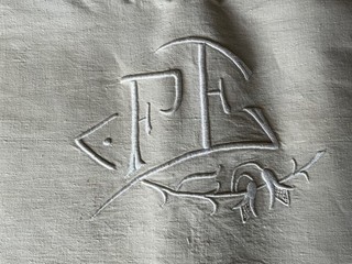 FRANZÖSISCHES BLATT METIS/LEINEN GALERIEBORTE MONOGRAMMIERT 204 X300 CMS