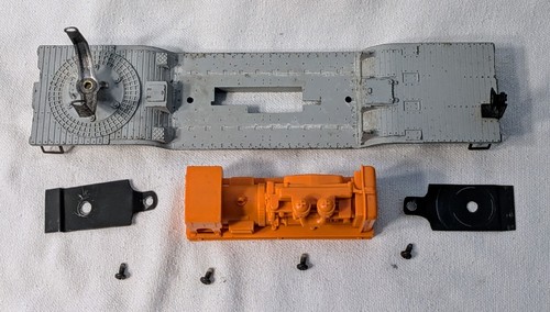 Lionel 6520 Searchlight Cad Parts - Frame, Generator, Etc - Picture 4 of 5