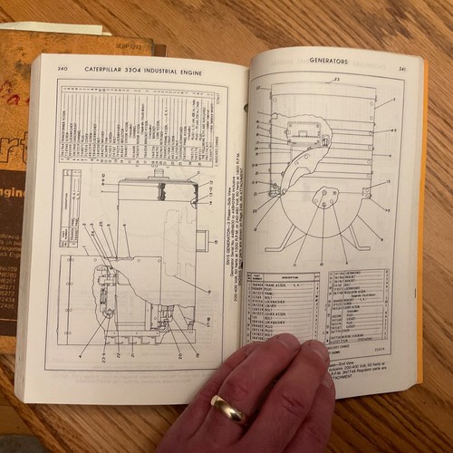 CAT Caterpillar 3304 PARTS MANUAL BOOK CATALOG ENGINE INDUSTRIAL sn 4B14449 & UP - Picture 4 of 4