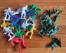 Cowboys and Indians Army Men Vintage Mixed Plastic Figures Hong Kong Toys