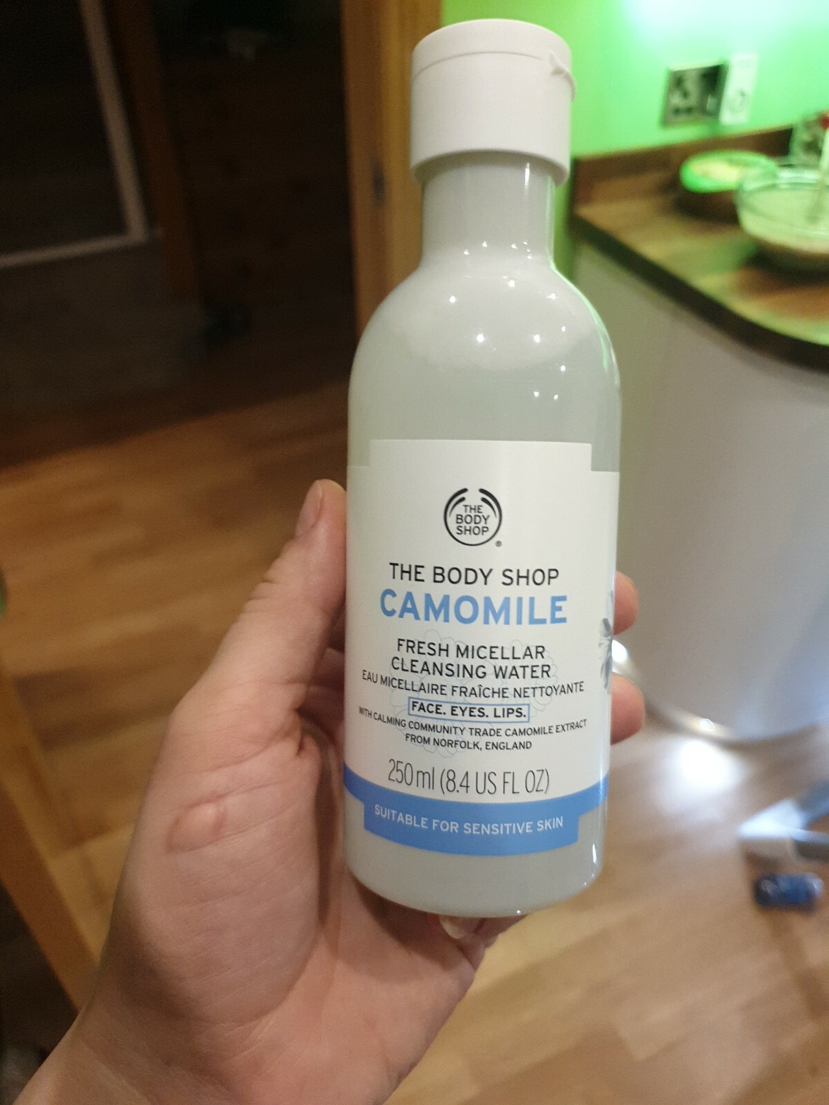 camomile fresh micellar cleansing water