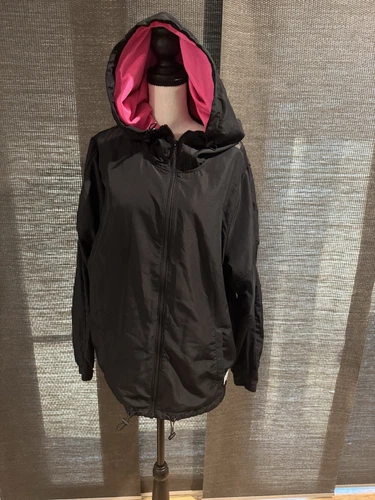 UNDERCOVER Giacca a vento Victoria Secret nera rosa