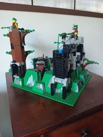 LEGO System Castle Dark Forest Fortress 6079 In 1996 from Japanese