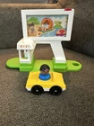 Vintage Fisher Price Little People Play Set Drive In Movie Theater 1989