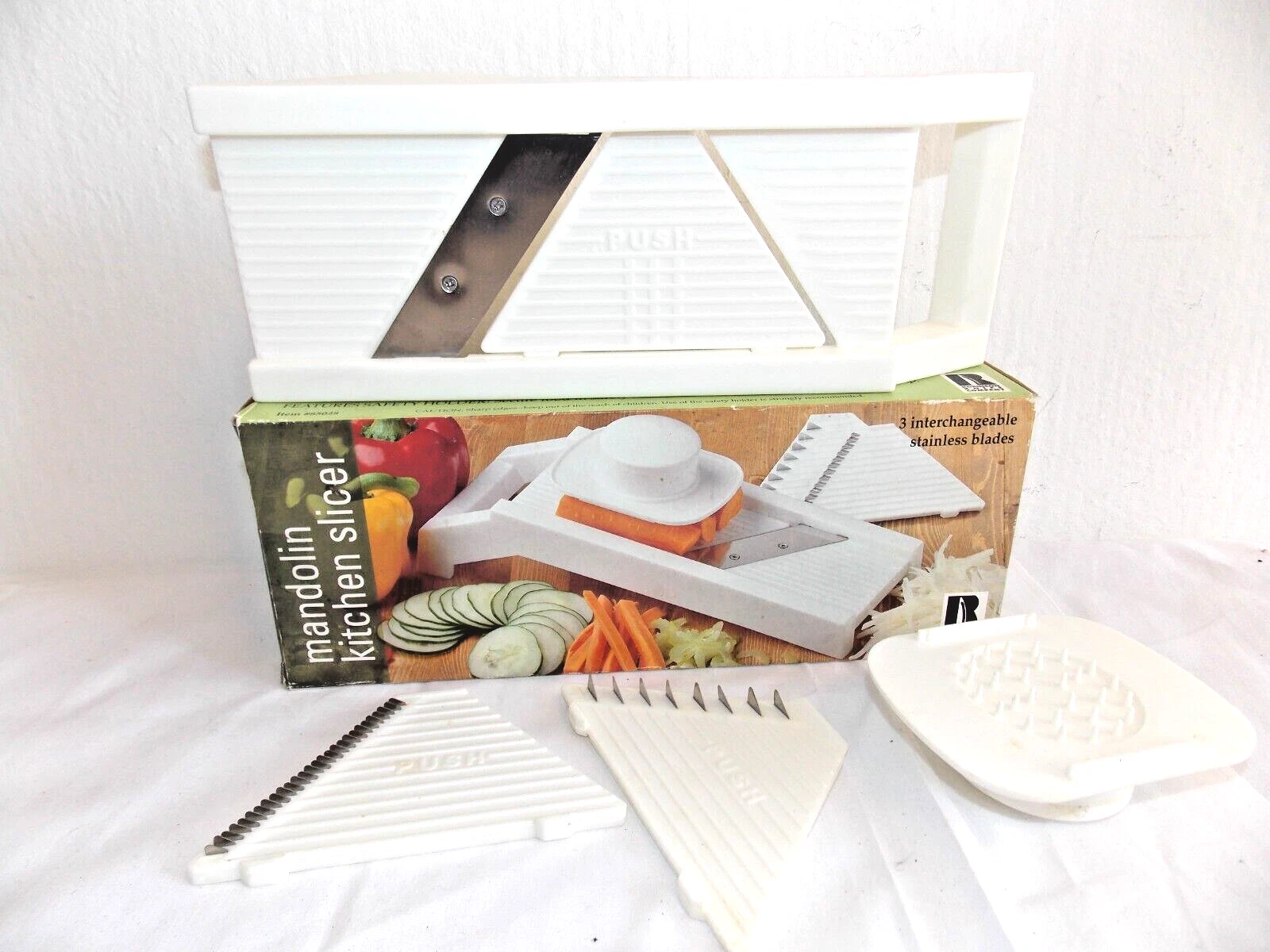 Vintage Robinson Design Mandolin Kitchen Slicer Vegetables Food Prep FREE SHIP