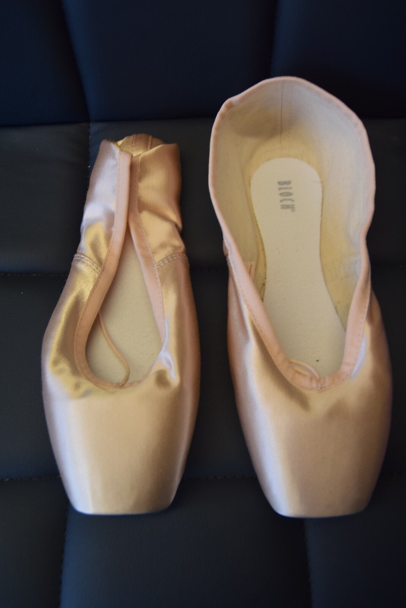 Pink satin Bloch demi Pointe shoes (soft blocks) various sizes