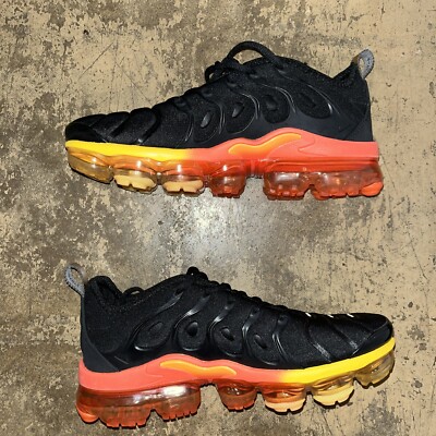 希少 NIKE AIR VAPORMAX ブラック オレンジソール 27cm 希少 NIKE AIR VAPORMAX ブラック オレンジソール 27cm