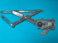 Datsun Bluebird 810 Front Left Window Regulator 80701-U7400 Genuine NOS