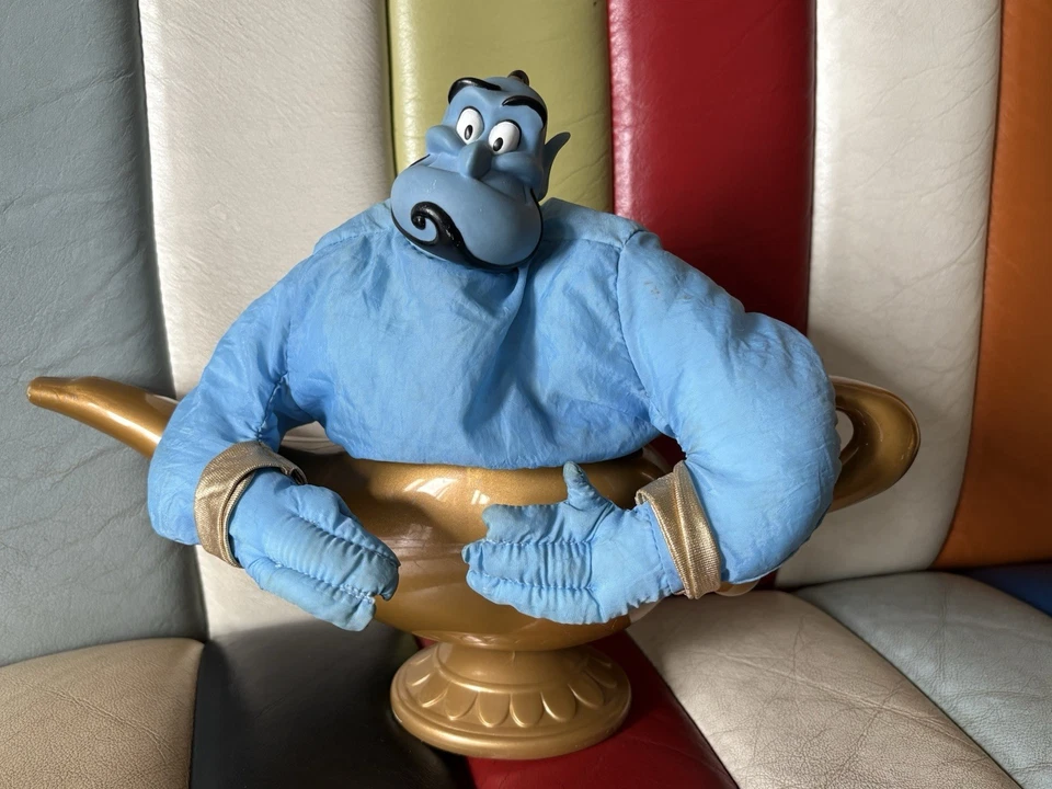 Vintage 1992 Disney Aladdin Genie Lamp and Collectible Genie Plush Toy Mattel - Image 2 of 4