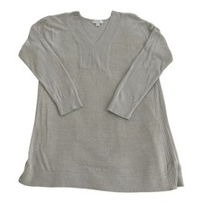 Barefoot Dreams Sweater, Size medium, Excelle...
