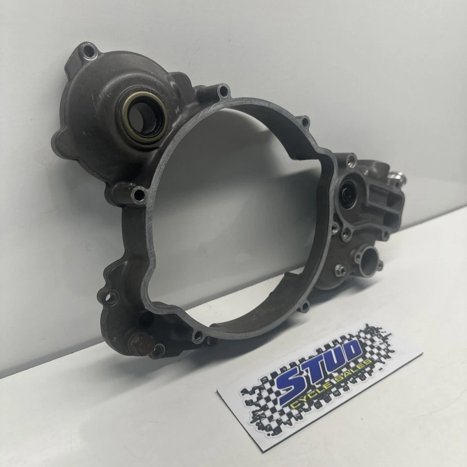 KTM 300XC 04-12 2012 cubierta de embrague intermedio interior bomba de agua carcasa Foto 3 de 4