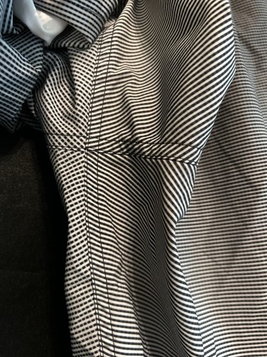 Nike Swim Trunks Black/Gray Striped Swoosh Logo With Pockets Men’s Medium - Picture 10 of 16