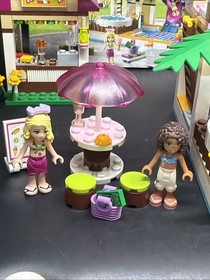 Lego Friends 41008 Heartlake City Pool Complete with Manuals And Mini Dolls