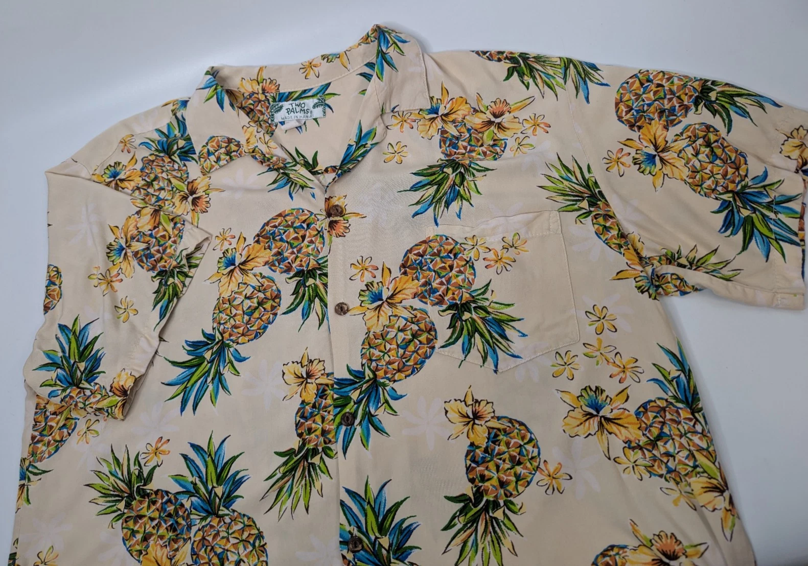 Vtg Two Palms Shirt Men's XL Hawaiian Floral Pineapple Button Camp Rayon Aloha