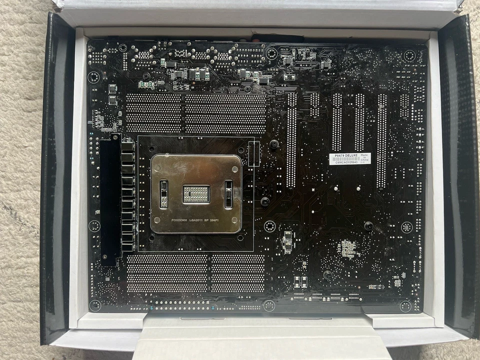 ASUS P9X79 DELUXE – Carte mère Socket LGA2011 – Vendu HS / Pour pièces - Photo 3/4