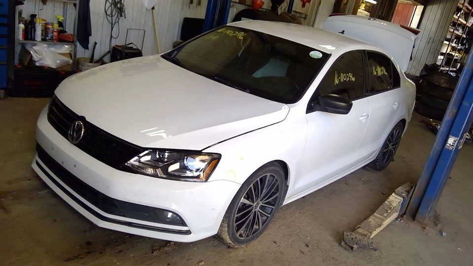 White 0Q Hood Fits 11-18 JETTA 10310895 - Image 4 of 4