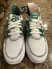 Avia Men’s Quickflash Size 10 Running Shoes (Green and White) New with Tags