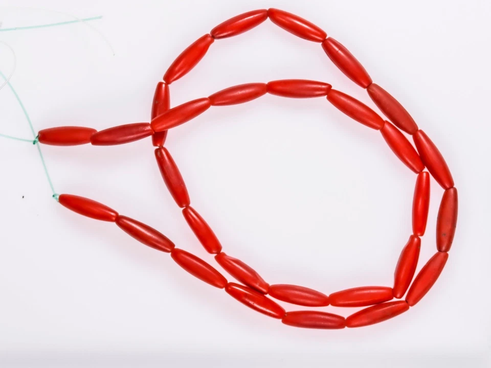 Contas de vidro fulani boêmias antigas opacas vermelhas carmesim - Imagem 3 de 4