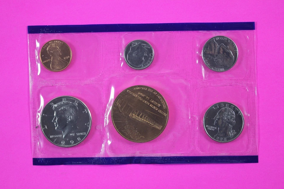 Very Rare 1998 Philadelphia Souvenir Mint Set In Green Envelope BU Coins 7008 - Image 4 of 4