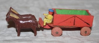Erzgebirge Spielzeug kleine alte Holz Kutsche / Pferdegespann (7)