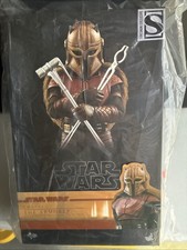 Hot Toys The Mandalorian Armorer Star Wars Series  1 6 Scale Figure TMS044