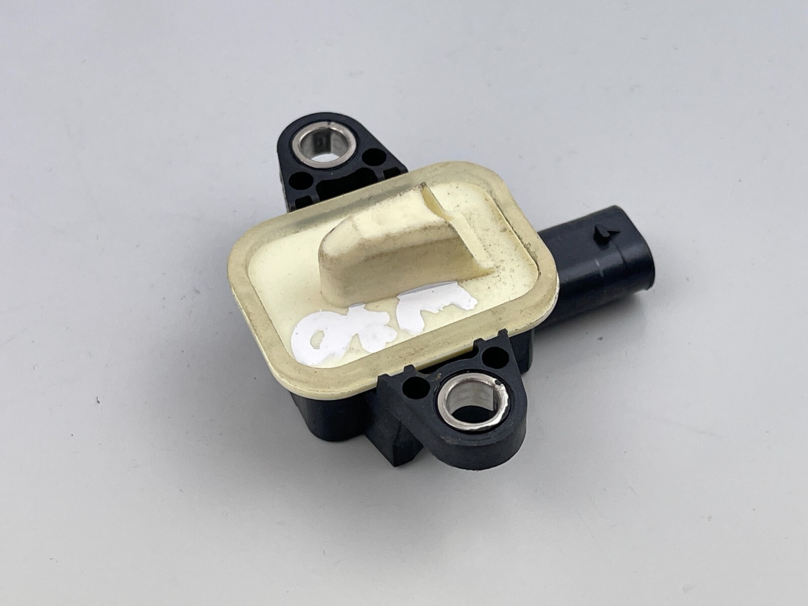 15-17 Jeep Renegade Front Left Driver Side Crash Impact Sensor 