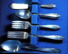 Vintage ONEIDA SILVER "Queen Bess II" Silver Plate Flatware
