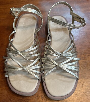 ZARA GOLD METALLIC GOLD SANDALS FLATS Starfit Size 36/ US