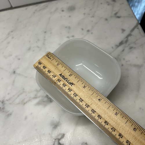 Vintage Fire King Bianco Vetro Latte Forno Frigorifero Ware 4" Piatto MCM Senza Coperchio - Foto 3 di 4