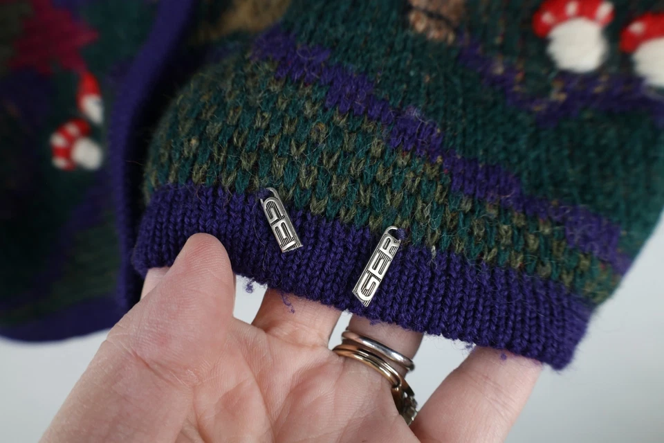 Vtg 90s Streetwear Womens 40 Nature All Over Print Wool Knit Cardigan Sweater - Image 4 of 4