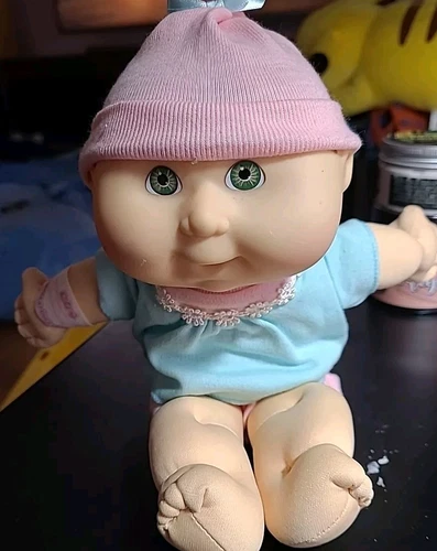 Vintage TEENY TINY PREEMIES CABBAGE PATCH Kids Doll Green EYES HASBRO 11"