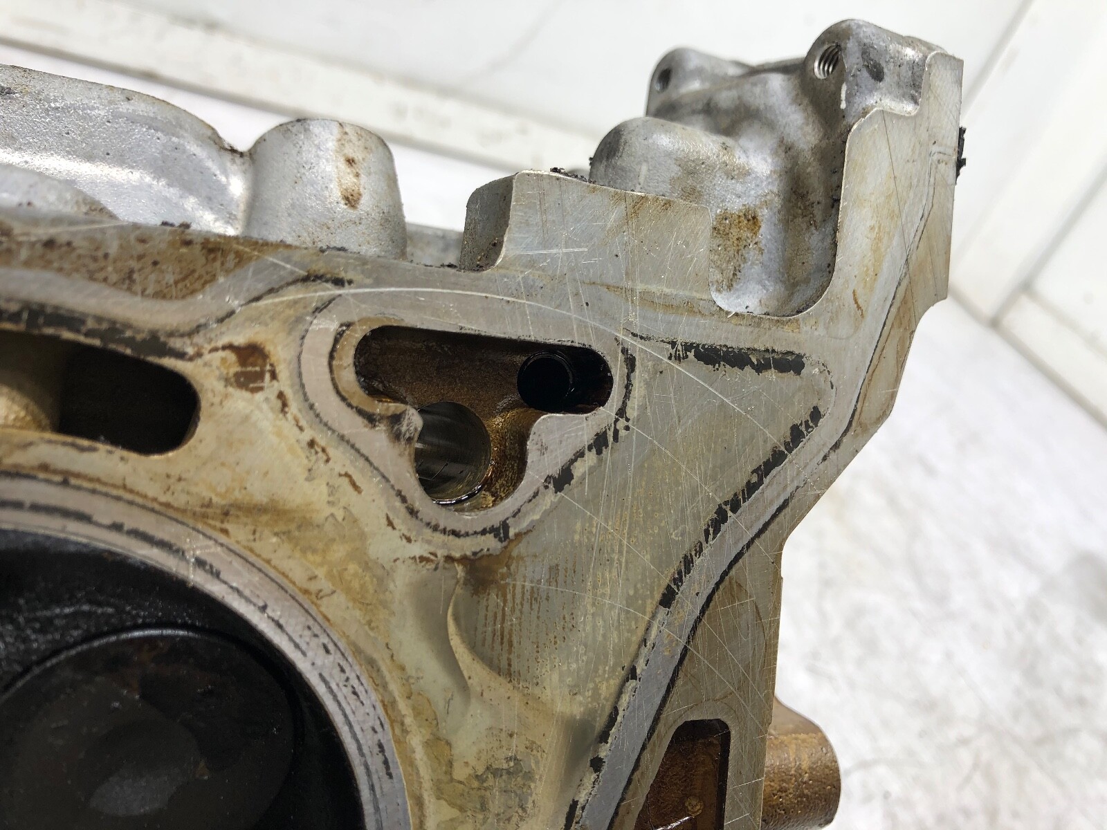 2014-2019 MASERATI GHIBLI 3.0L V6 LEFT DRIVER SIDE CYLINDER HEAD ASSE OEM 150K.