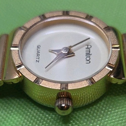 Armitron Women's 18mm Gold Tone 25/5062-64 1 J Japan Quartz Watch New Battery - Afbeelding 7 van 24