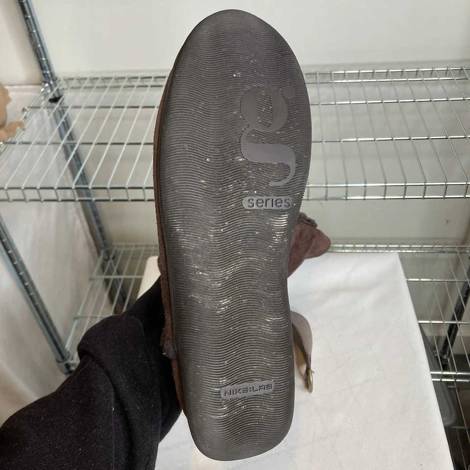 G 系列耐克 Air 女式棕色麂皮绒人造剪绒衬里靴子 8.5B 码 — 第 4/4 张图片