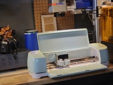Cricut Explore Air 2 Die Cutting Machine - Mint ( For Parts Or Repair)