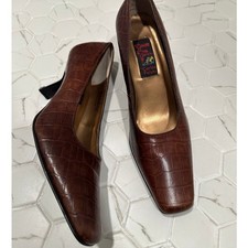 Vintage Carlos Falchi Brown Leather Pumps Sz 8.5 Sculptural Minimalist Heel