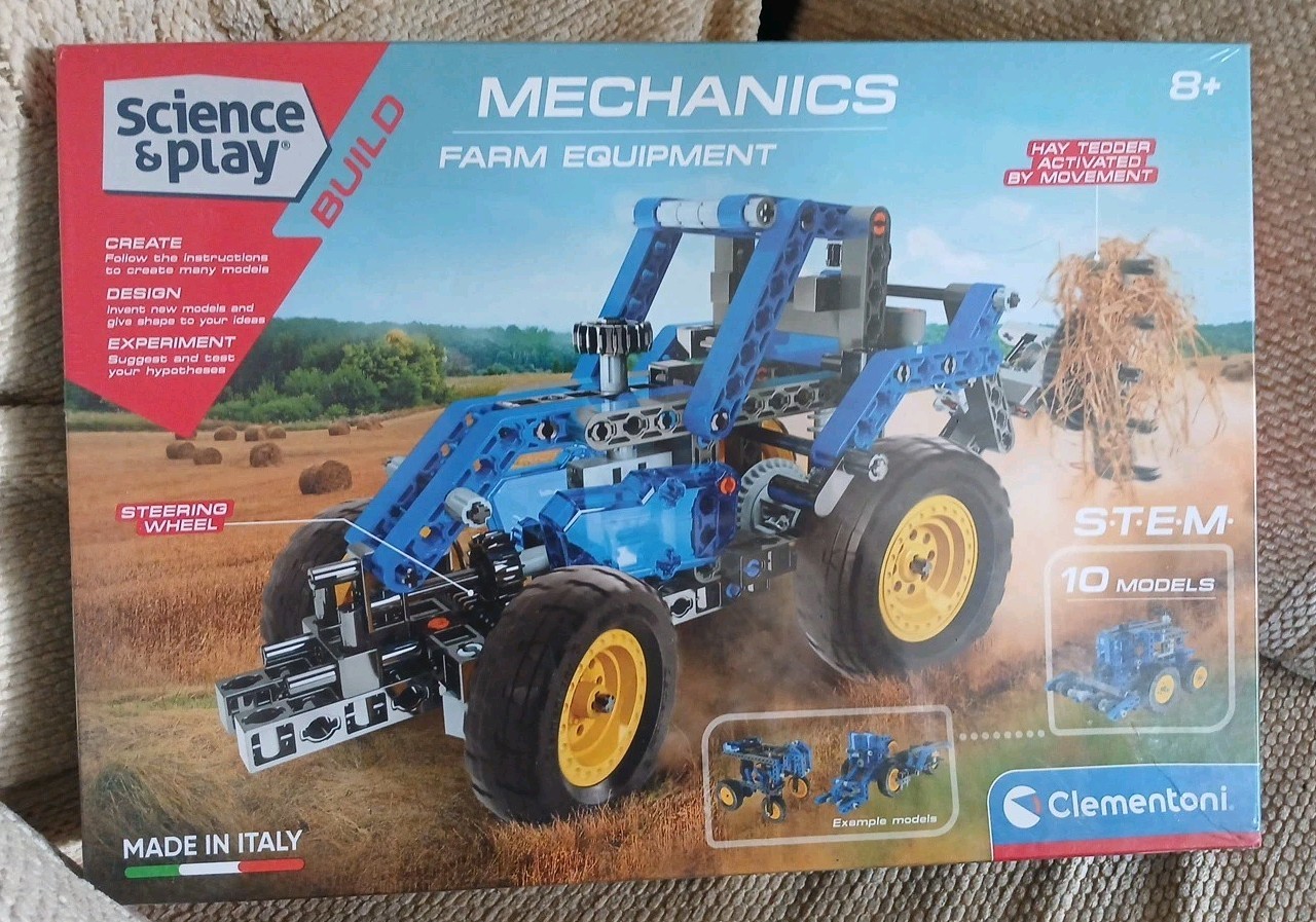 BNIB Clementoni Mechanics Farm Equipment Tractor Vehicle 10 Models Building Set