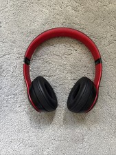 Beats Solo 3 Wireless Headphones - Defiant Black / Red (Bluetooth)