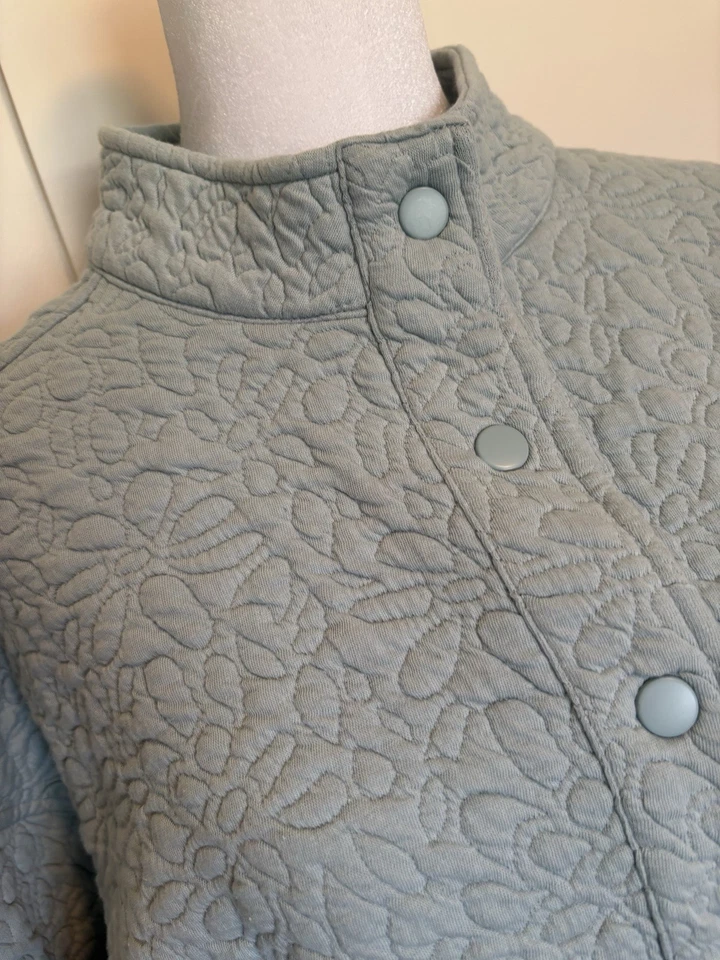 Maurice’s Women’s Large Lightweight Jacket, Snap Closure, Quilted - Image 2 of 4