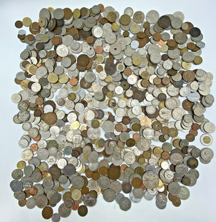 Unsearched Foreign World Mixed Coin Lot 10 Pounds. Lot 62