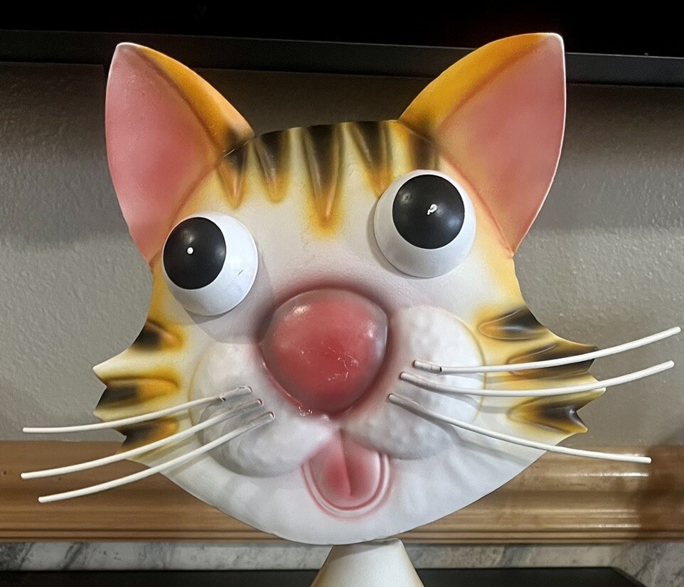 Metal Cat Lawn Garden Statue Orange & White Kitty Cat Yard