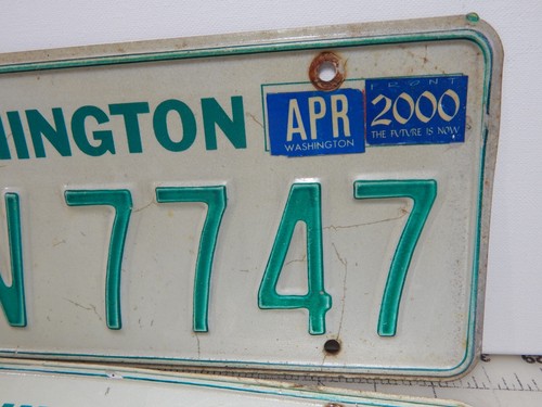 Pair Vintage Washington State License Plate 2000 Tabs , two letter 1980's green - Picture 3 of 13