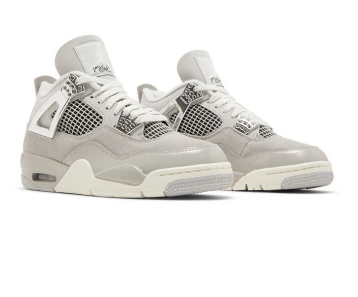 Jordan 4 Retro Frozen Moments  - Image 3 of 4