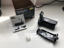 Canon 6d Mark ii Battery Grip free ship, smoke free 