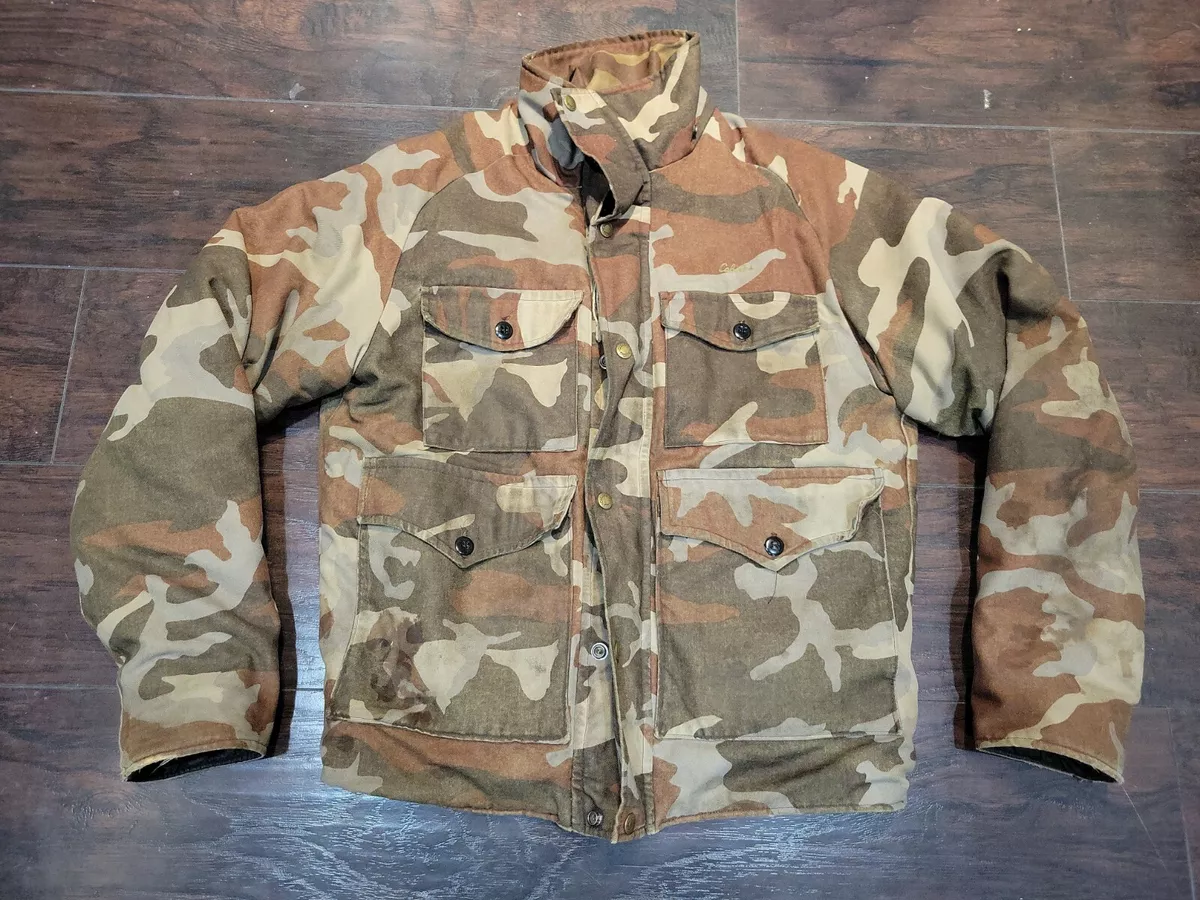 Vtg Cabelas Gore Tex Duck Camo Hunting Coat Jacket Med Distressed 56835
