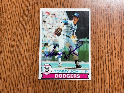 Dodgers TOMMY JOHN Signed 1979 Topps-  Future H.O.F.?  *Includes Mailing*
