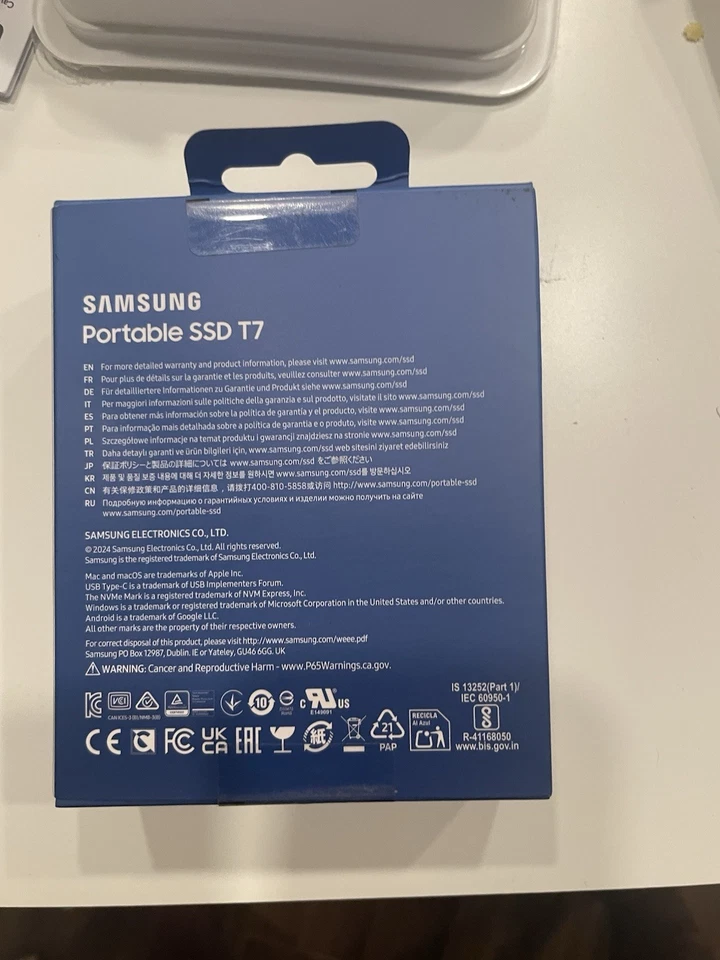 Samsung T7 2TB Portable External SSD - Blue (MU-PC2T0H/AM) - Image 2 of 2