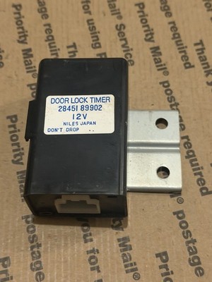 28451 89902  Nissan Truck OEM Door Lock Timer Control Module